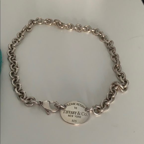 vintage Tiffany & Co RTT- Oval tag necklace -EUC - Picture 2 of 3